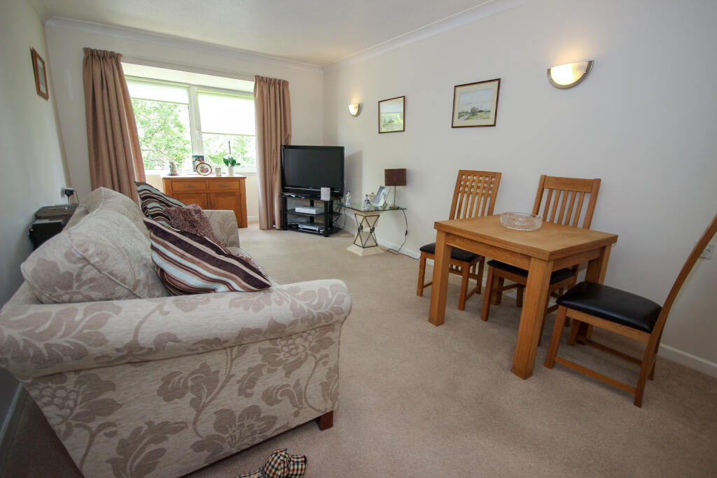 Apartment in London - View 2