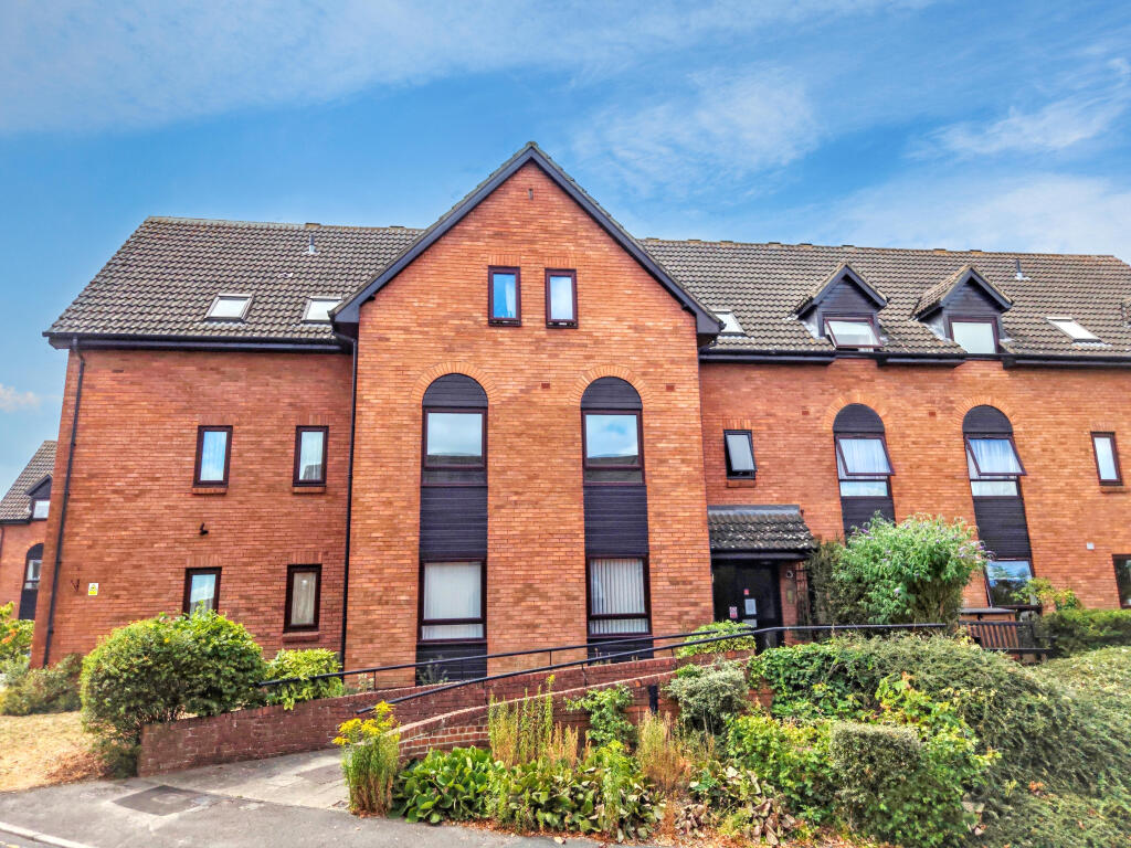 Main image of property: Ashridge Court, Newbury, West Berkshire