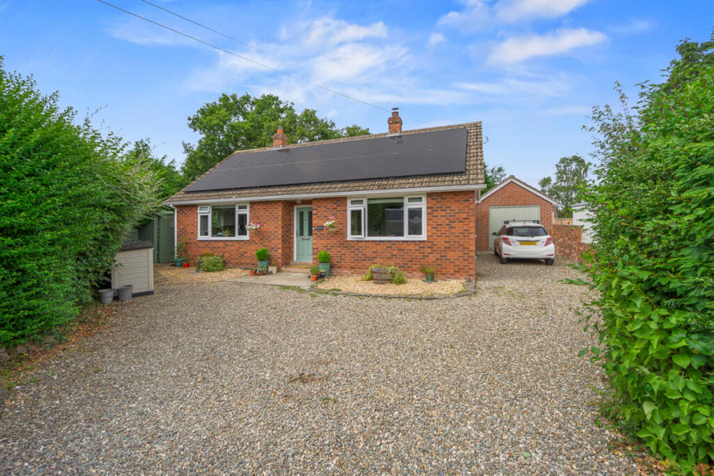 2-bed detached on Grove Lane, Shrewsbury, SY3, £350,000