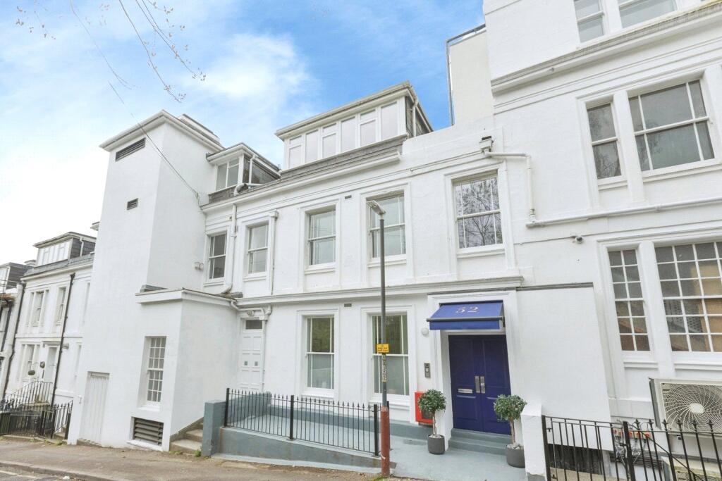 Main image of property: Mount Pleasant Avenue, Tunbridge Wells, Kent, TN1