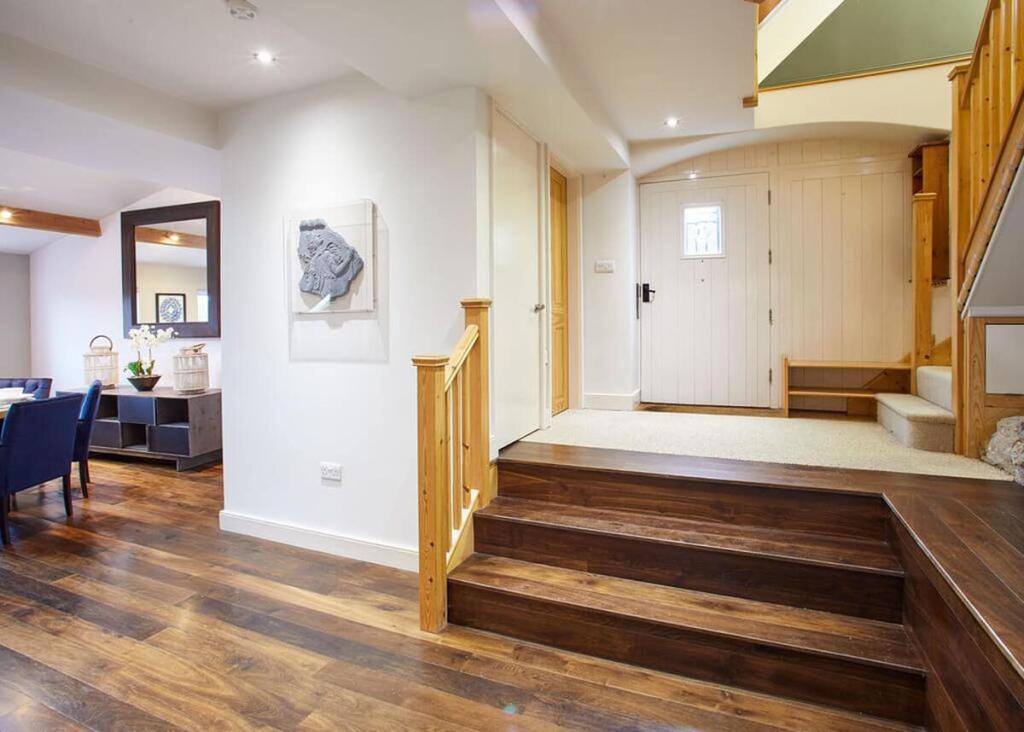 House in Pickering, Newbridge - View 4