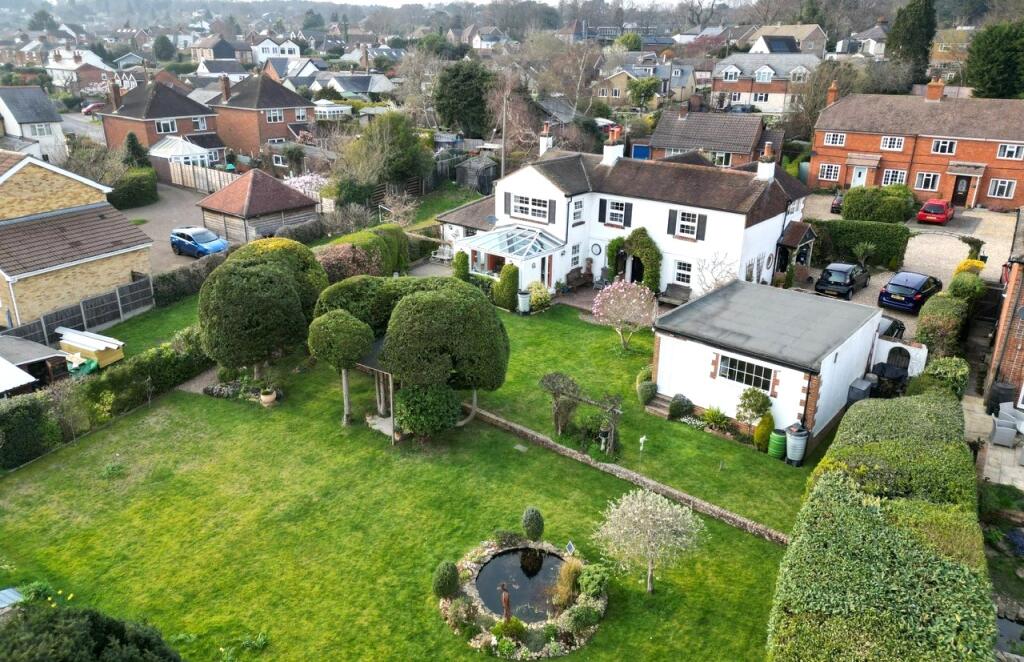 Main image of property: Fernhill Lane, Farnham, GU9