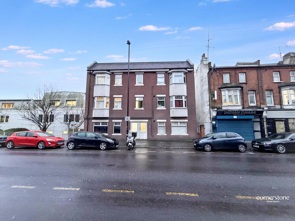 Main image of property: Lower Kenley Road, Purley, CR8 5