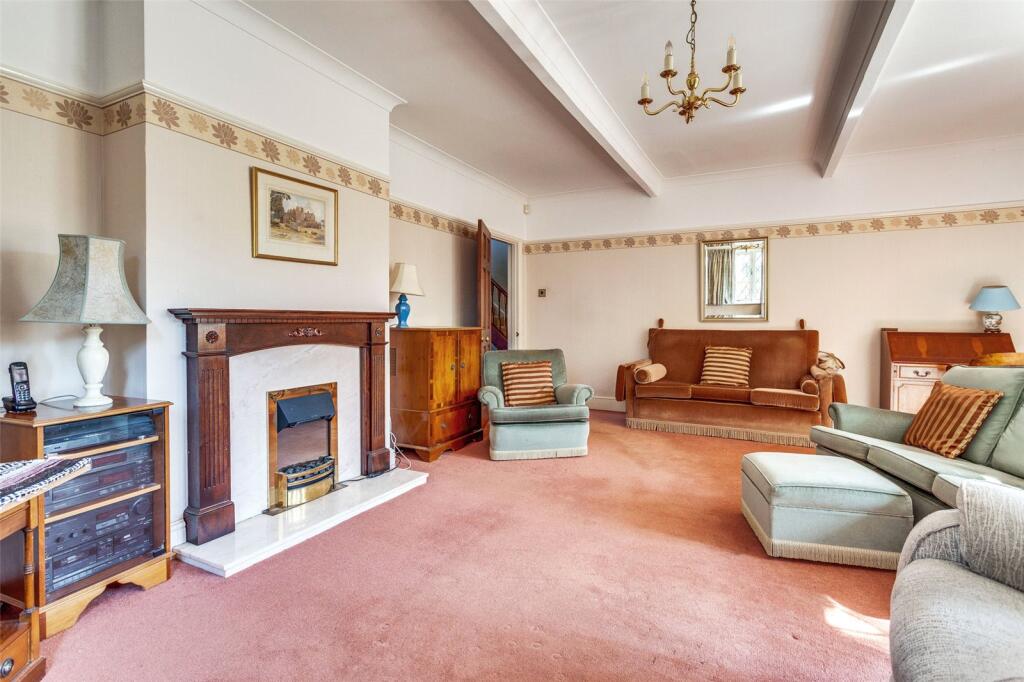 House in Slough, Windsor and Maidenhead - View 4