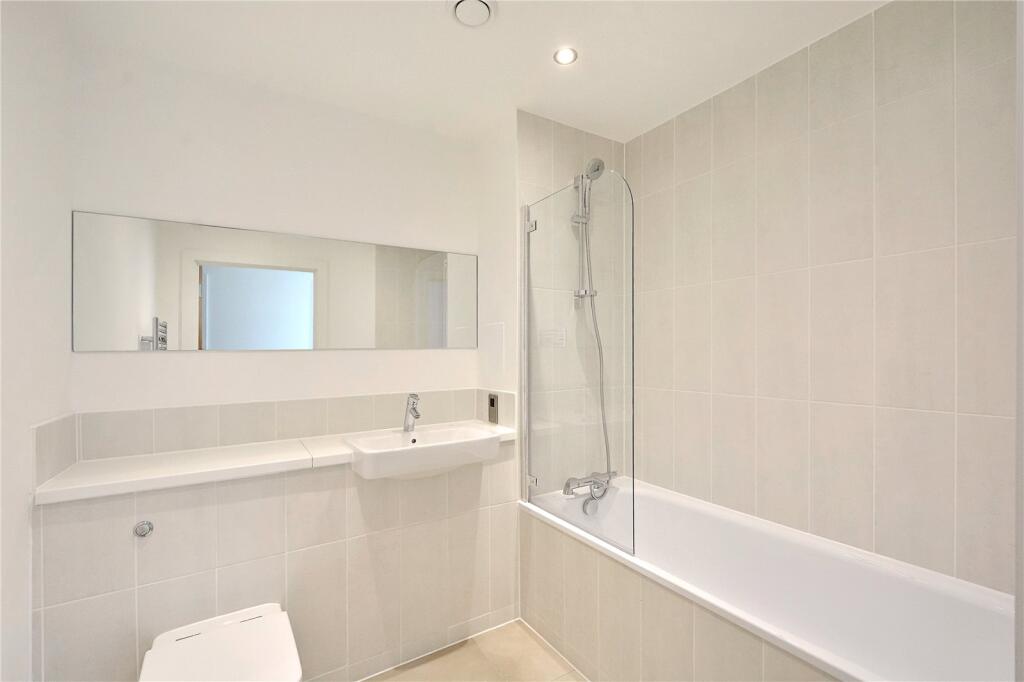 Apartment in London, Greenwich Peninsula - View 5