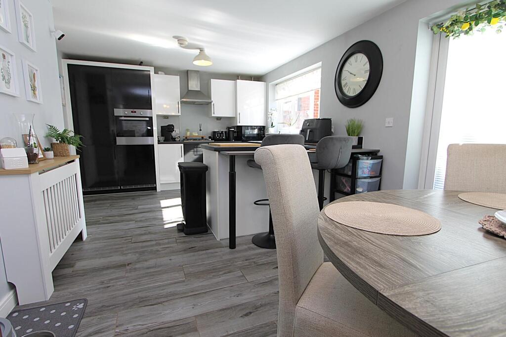 House in Dudley - View 2
