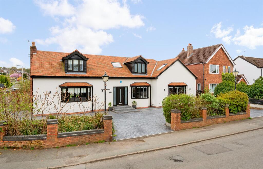 Main image of property: Windlehurst Road, High Lane, Stockport