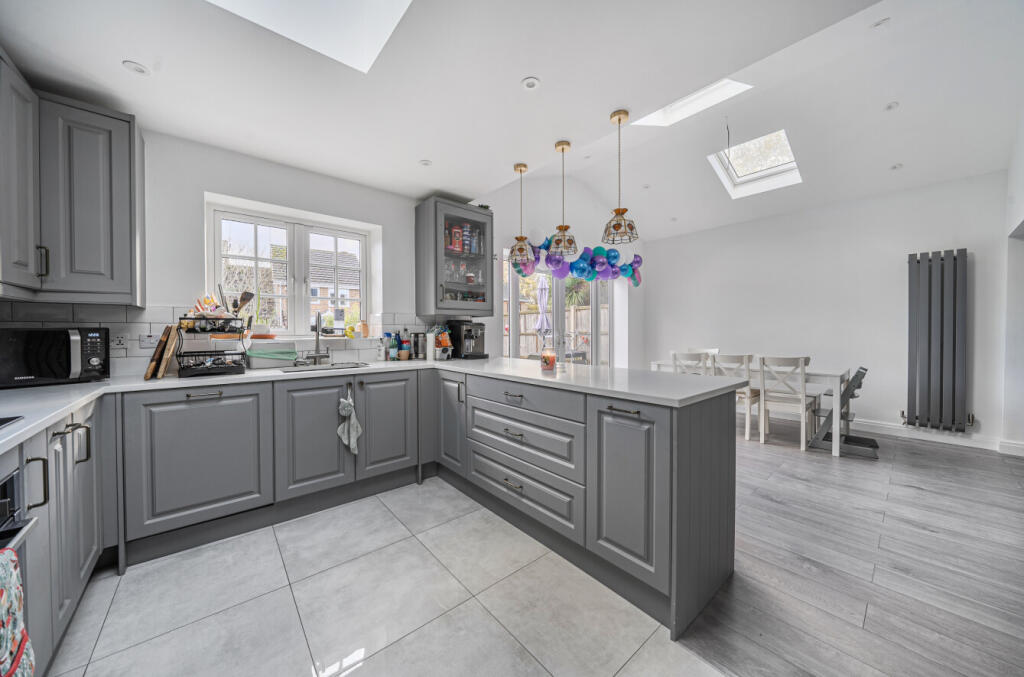 Moorhen Drive, Lower Earley, Reading photo 3