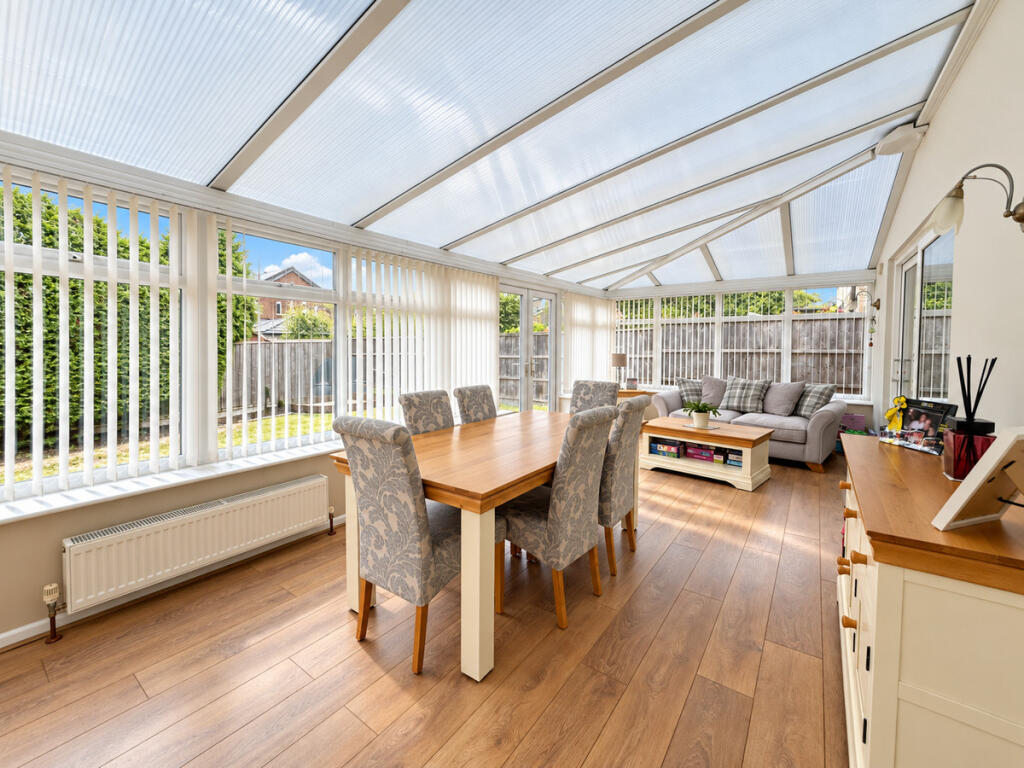 House in Southend-on-Sea - View 5