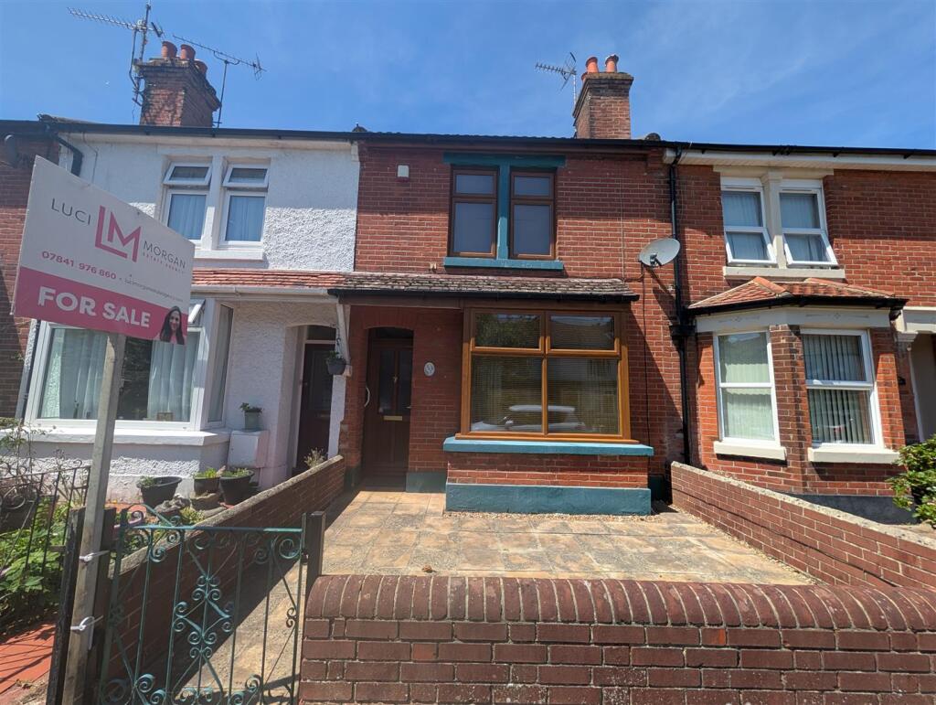 Main image of property: Chamberlayne Road, Eastleigh