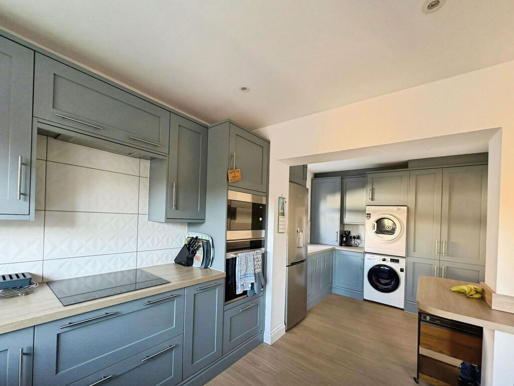 Main image of property: Hever Avenue, West Kingsdown, Sevenoaks, TN15 6HG