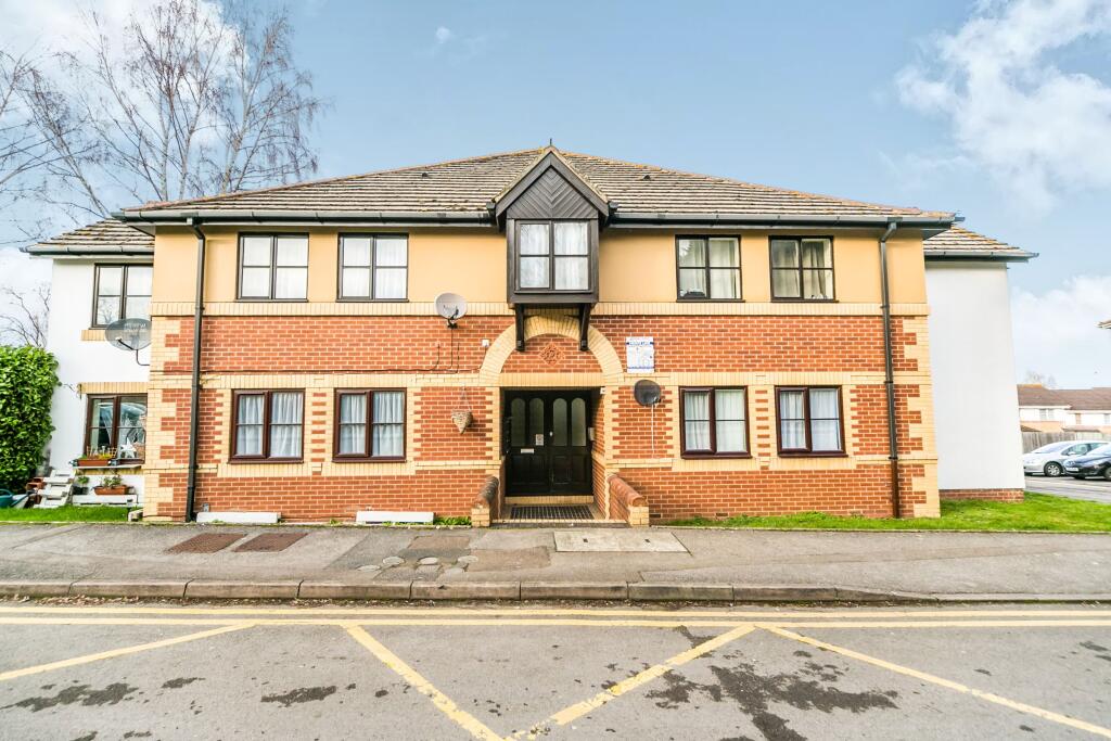 Main image of property: Walkers Place, Reading, RG30