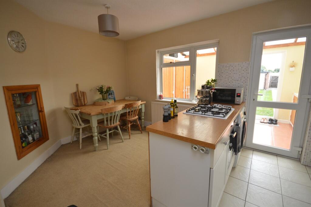 House in Braintree, Great Notley - View 3