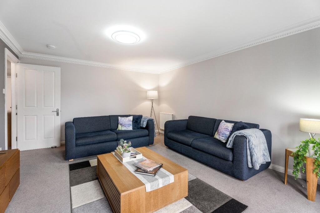 Apartment in Edinburgh - View 4