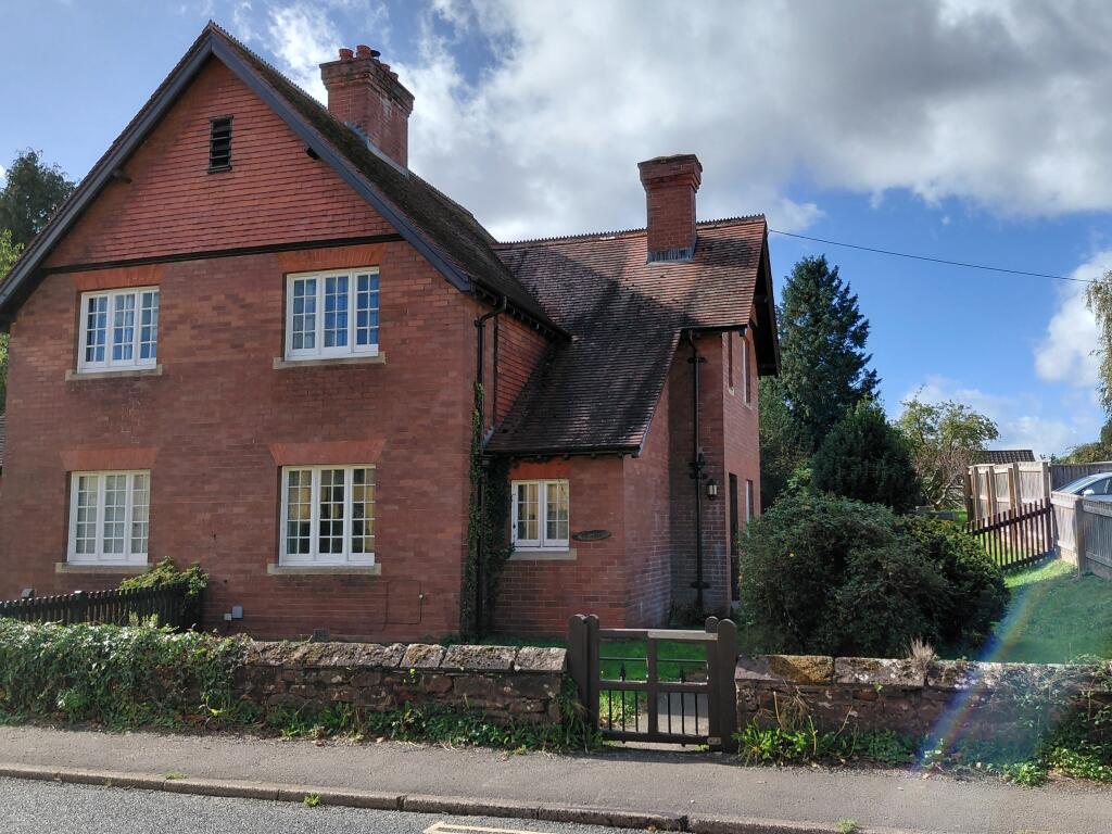 Main image of property: Myrtle Cottage, Broadclyst, Devon