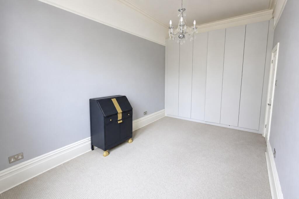Apartment in Bournemouth - More