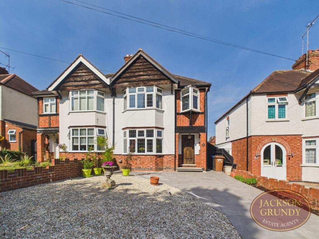 Main image of property: London Road, Northampton, NN4 8AU