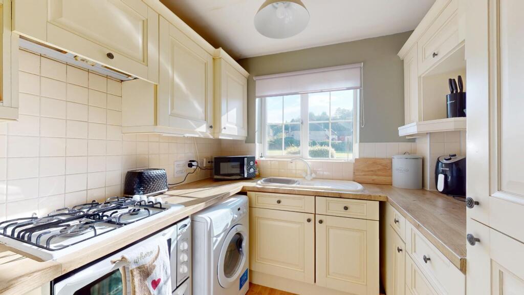 Swallow Drive, Pool In Wharfedale, LS21 photo 3