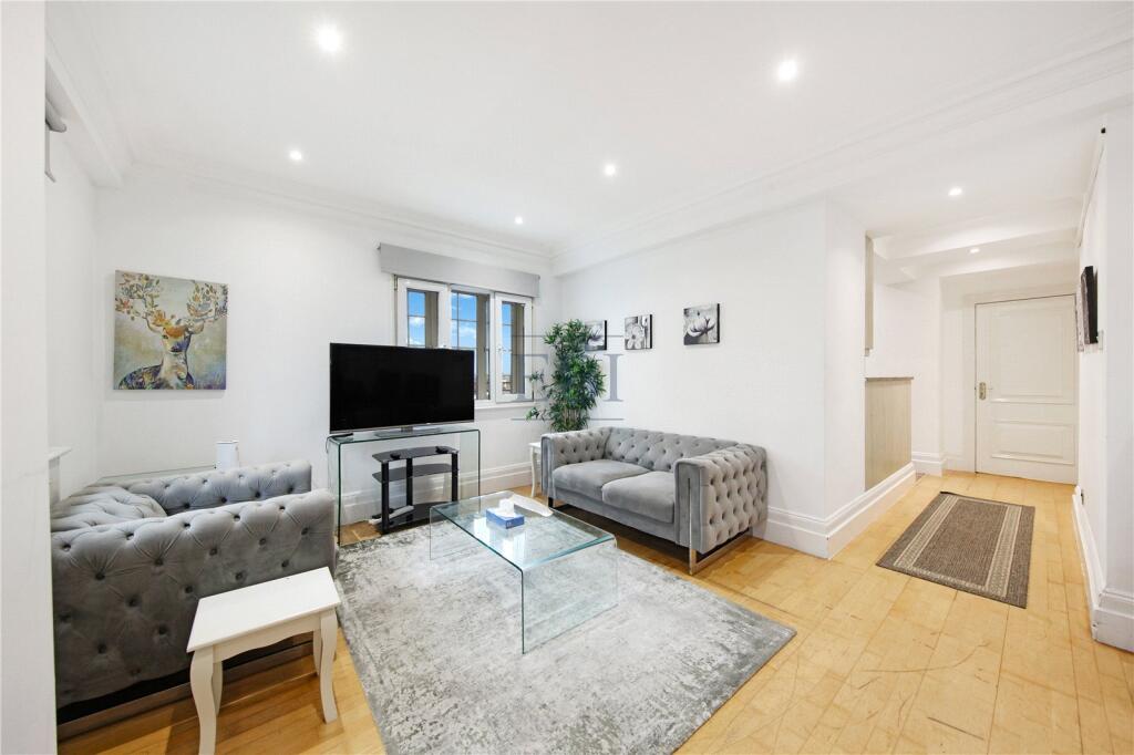 Apartment in London, Knightsbridge - View 4