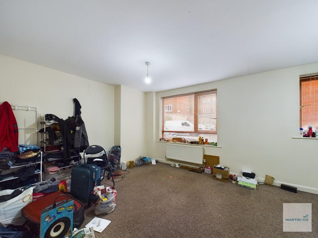 Century Court, North Sherwood Street photo 3