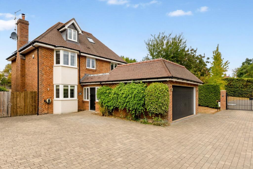 Main image of property: Leatherhead Road, Oxshott, Leatherhead, Surrey, KT22