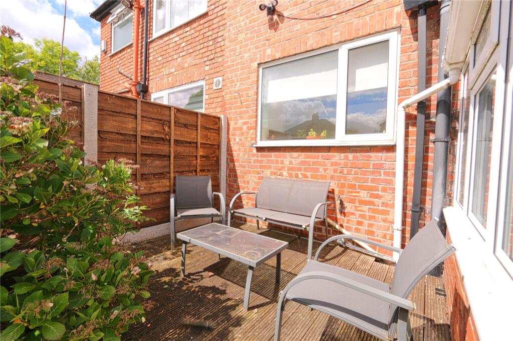 Vaudrey Lane, Denton, Manchester, Greater Manchester, M34 photo 3