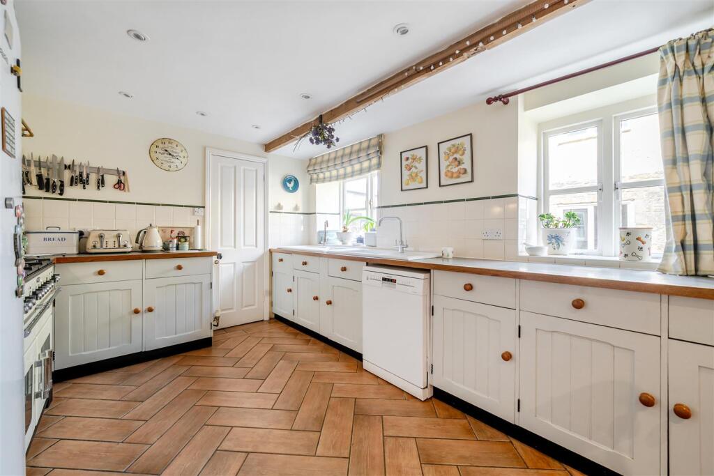 Additional image 36 of 56 Queen Street, Tintinhull, Yeovil