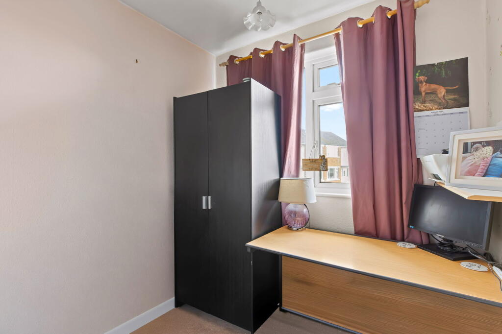 Additional image 21 of Oakfield Avenue, Gilstead, Bingley, BD16 4RA