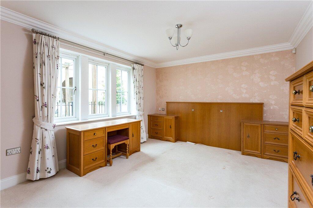 Apartment in Leeds, Wetherby - More