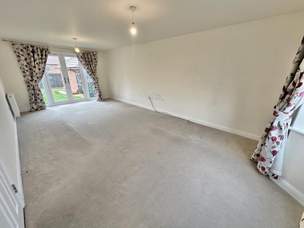 House in Oadby and Wigston, Leicestershire - View 3