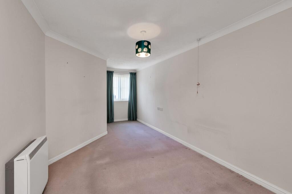 Apartment in Stevenage - More