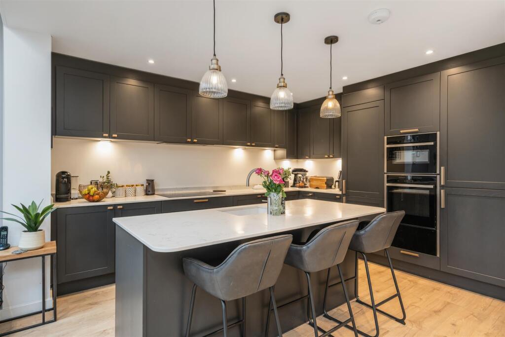 Additional image 3 of Kingswood Close, Lapworth, Solihull