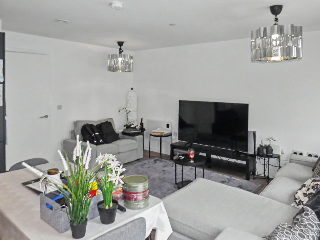 Apartment in Preston - More