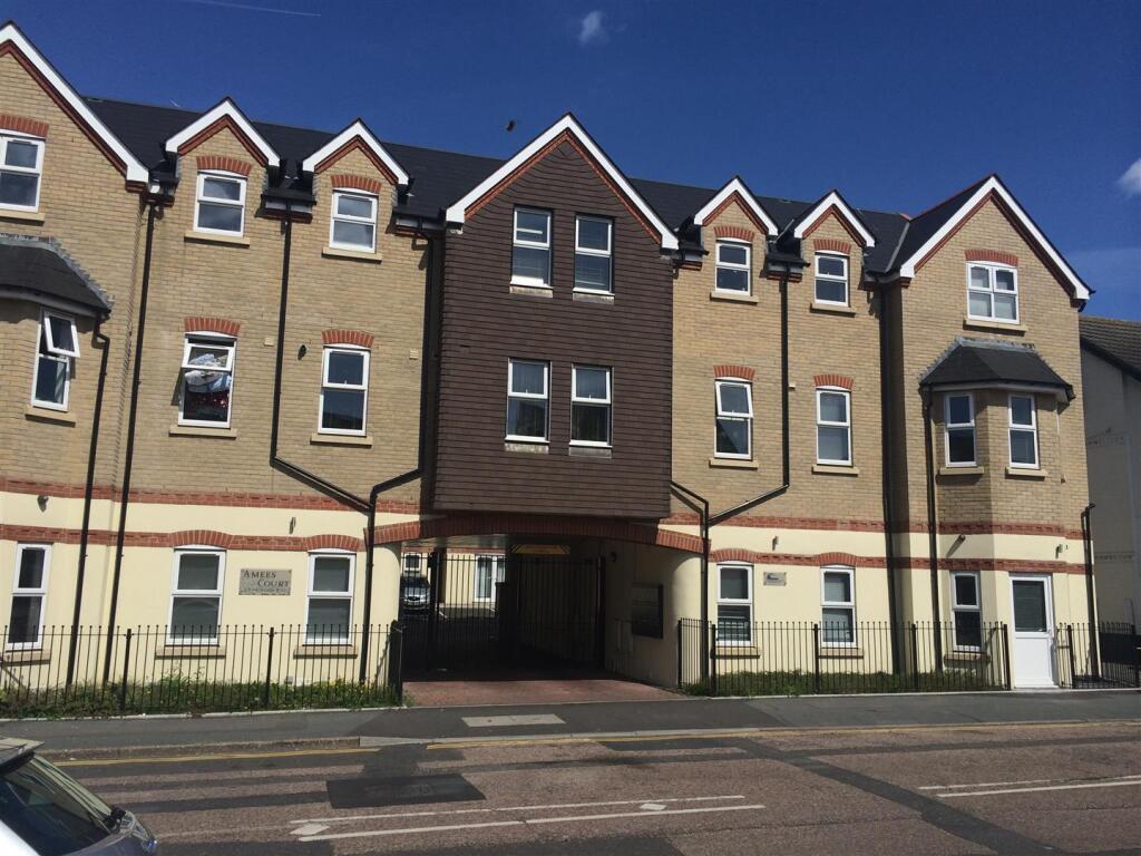 Main image of property: Southcote Road