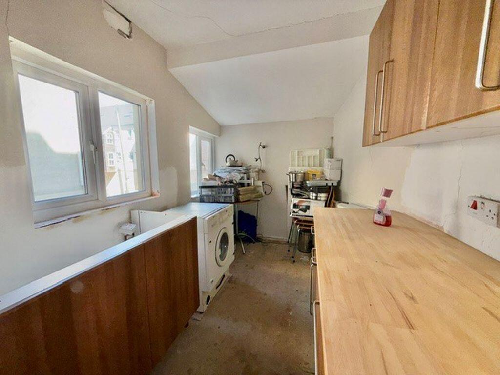 Apartment in Plymouth - View 2