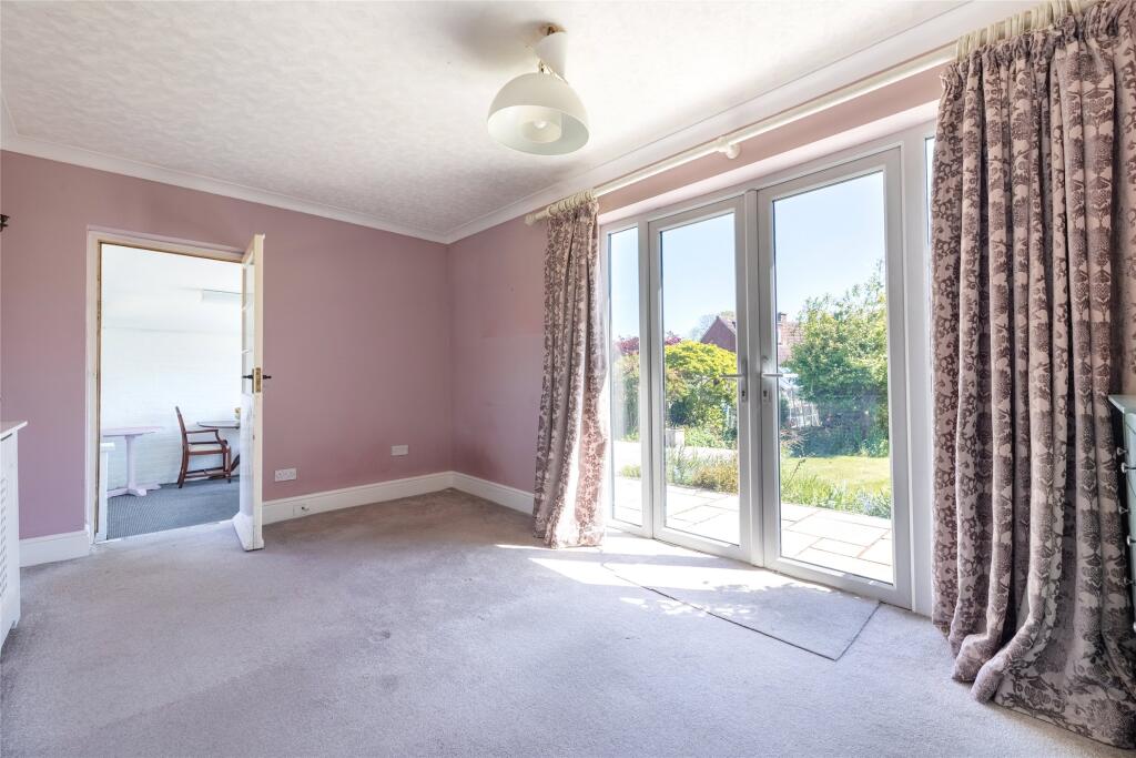Knights Crescent, Rothley, Leicester photo 4