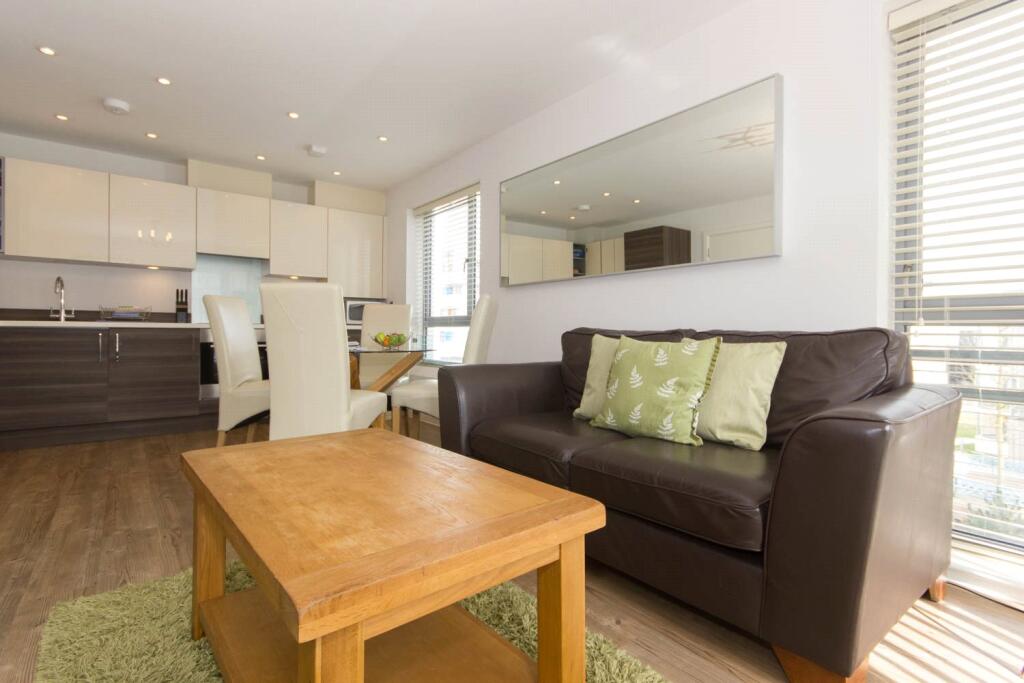 Apartment in Cambridge - View 3