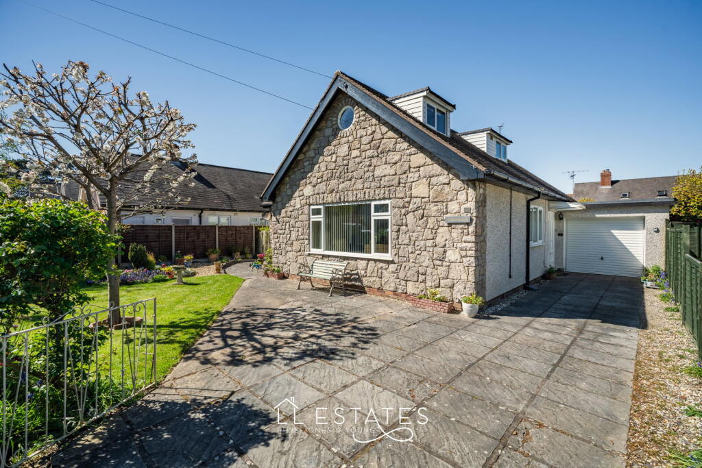 Main image of property: Roe Parc, St. Asaph, LL17 0LD