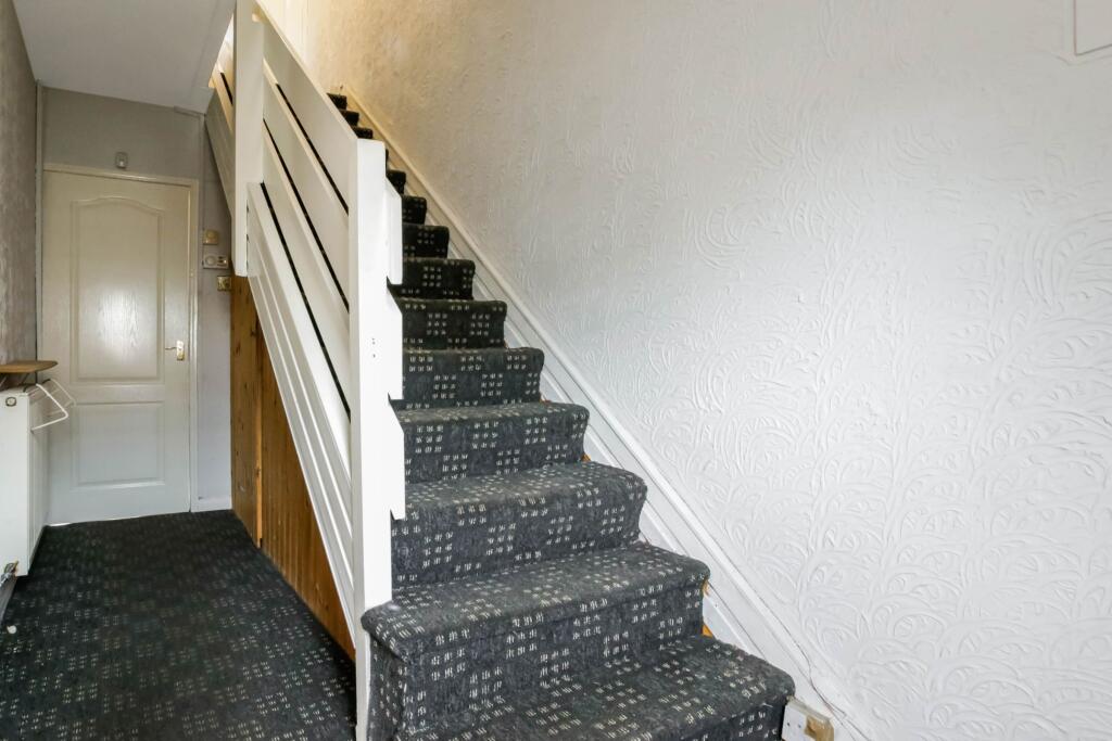 House in Motherwell, South Lanarkshire - More