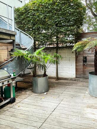 Vencourt Place Hammersmith W6 1 garden 2.jpg