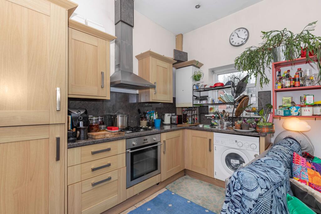 Dundridge Lane, Valma Court, BS5 photo 4