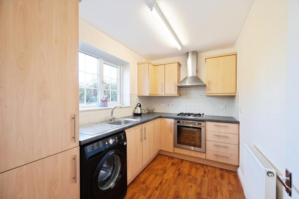 House in Portsmouth - View 5