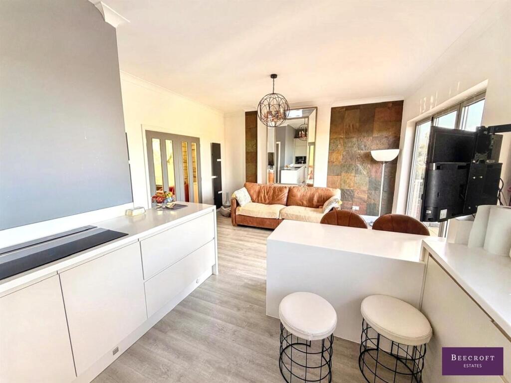 House in Sheffield - View 3