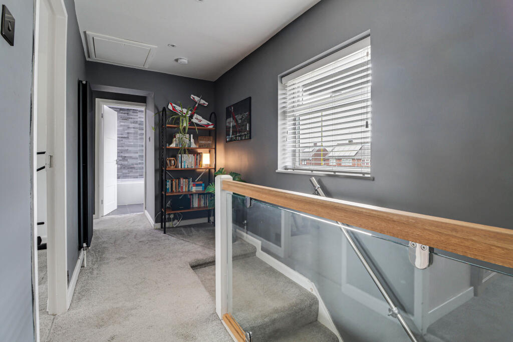 Additional image 13 of Cell Barnes Lane, St Albans, AL1