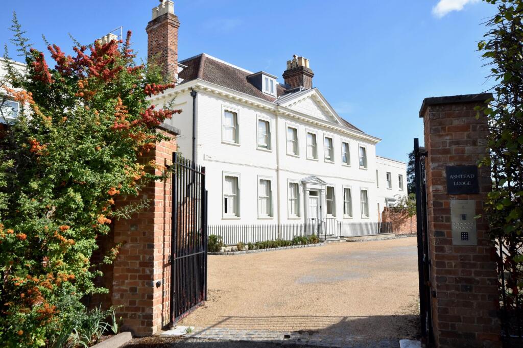 Apartment in Kingston upon Thames