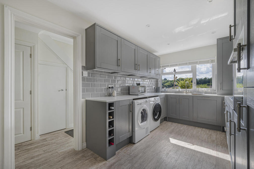 House in Tonbridge - More