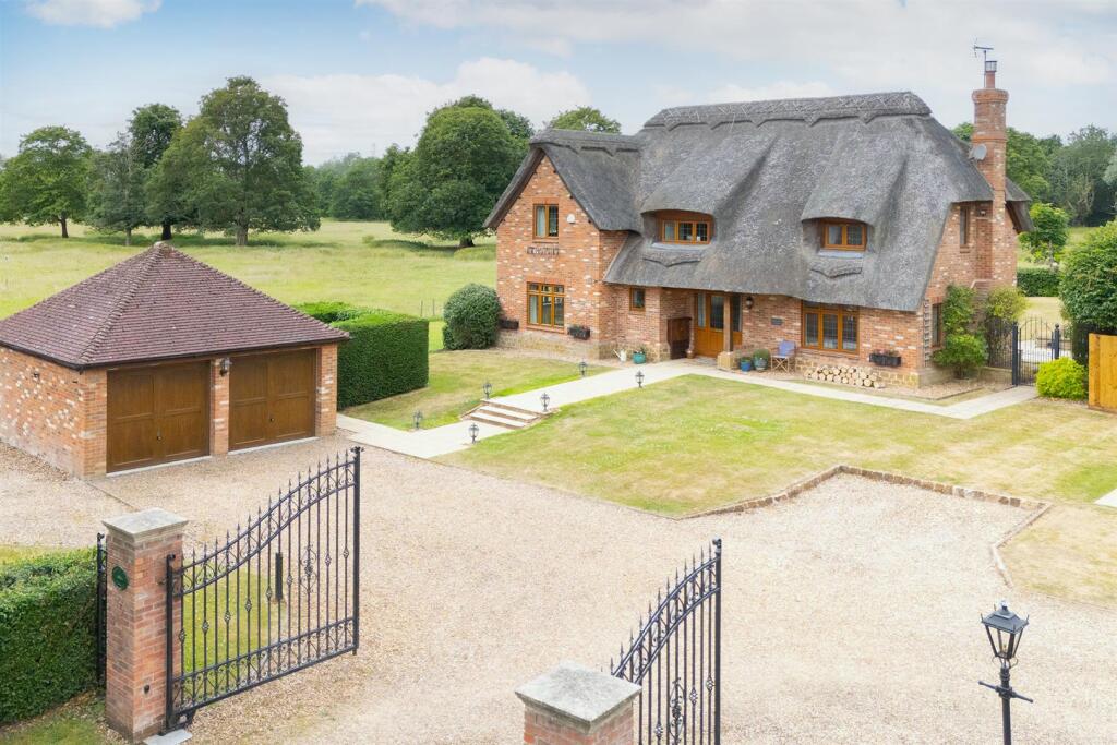 Main image of property: Clay Coton Road, Stanford On Avon, Northamptonshire, NN6
