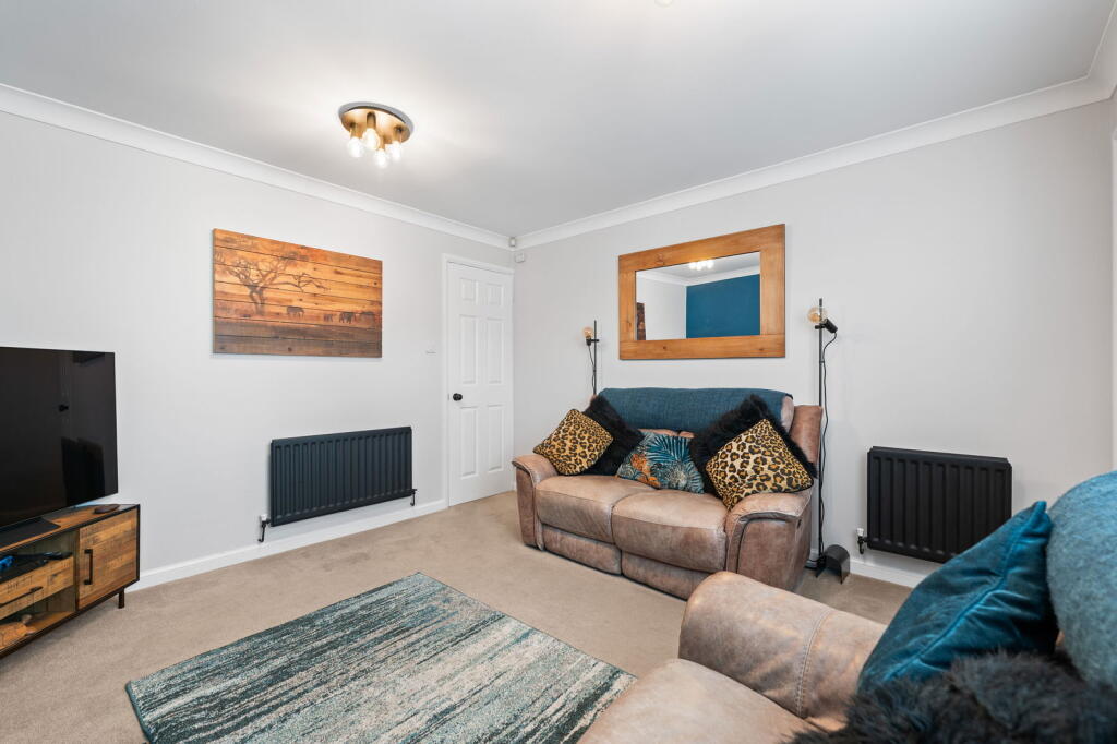 Birch Green Close, Maltby, Rotherham, S66 8RP photo 4
