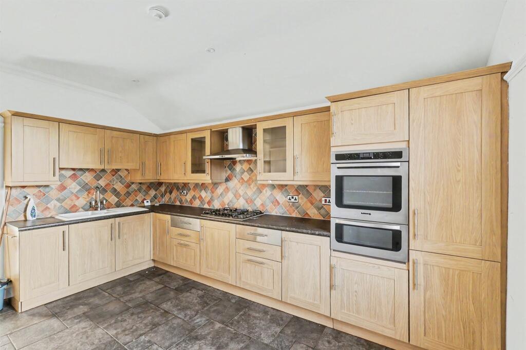 House in Northampton, Phippsville - View 5