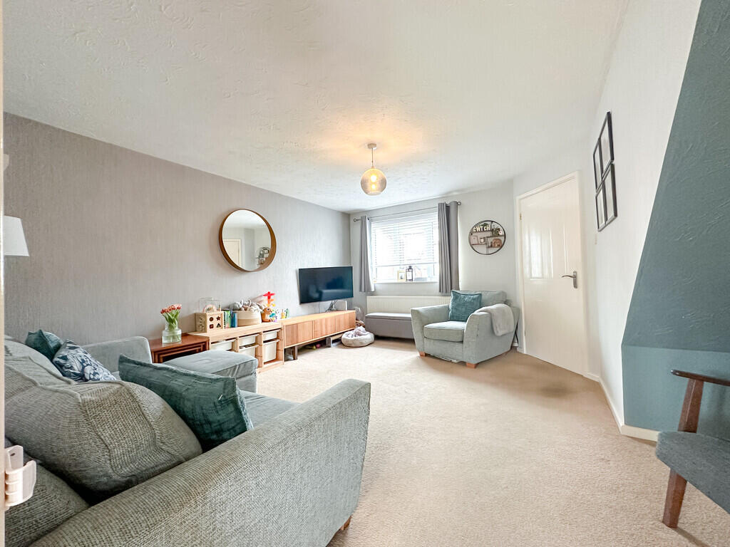 House in Hengoed, Ystrad Mynach, Gelligaer - View 5